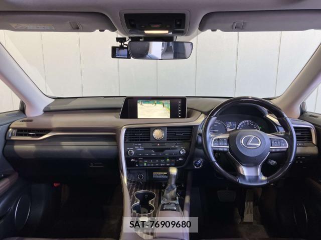 Lexus RX 2018-04 6907852-6