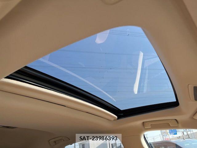 Lexus RX 2018-07 7020794-2