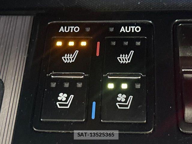 Lexus RX 2021-05 7059325-4