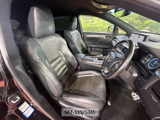 Lexus RX 2021-05 7059325-7