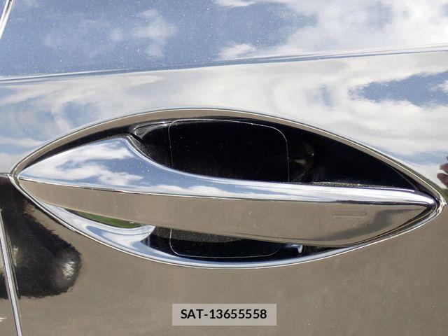 Lexus RX 2021-03 7059319-23