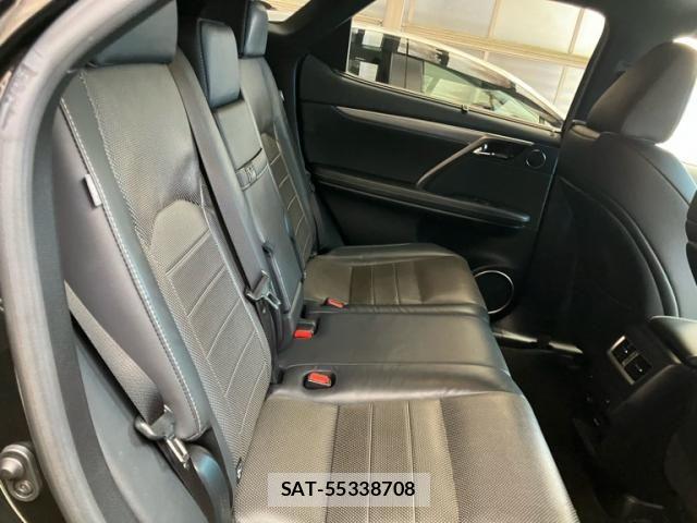 Lexus RX 2017-06 7215793-12