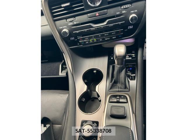 Lexus RX 2017-06 7215793-19