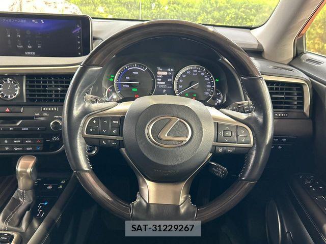 Lexus RX 2017-03 7221138-10