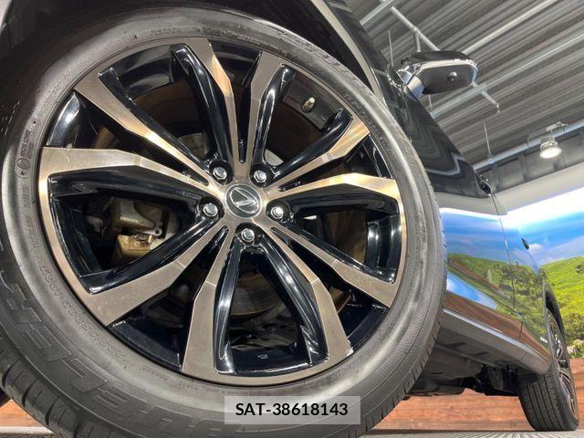 Lexus RX 2021-03 7221135-12
