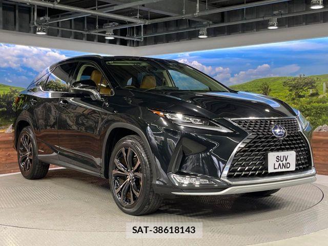 Lexus RX 2021-03 7221135-15