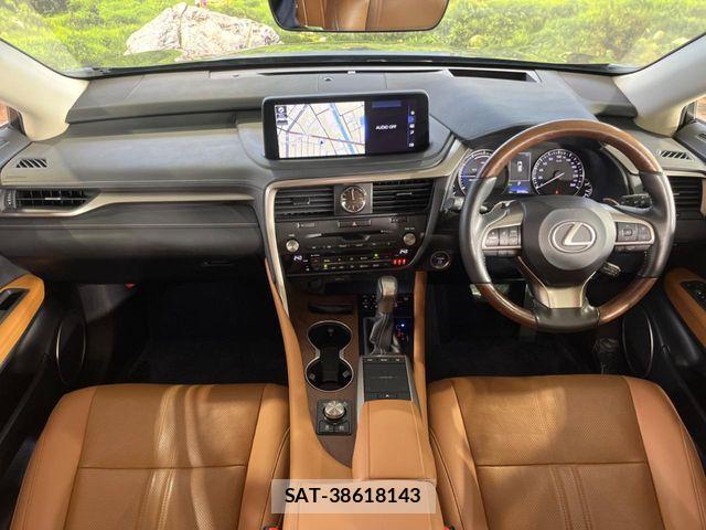 Lexus RX 2021-03 7221135-1