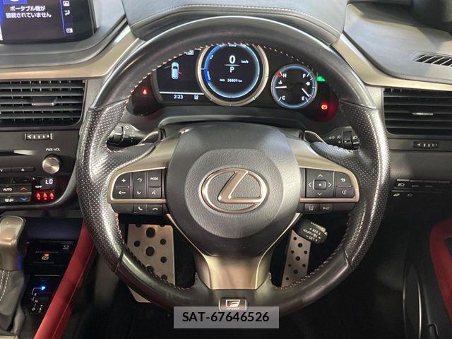 Lexus RX 2021-07 7221137-10