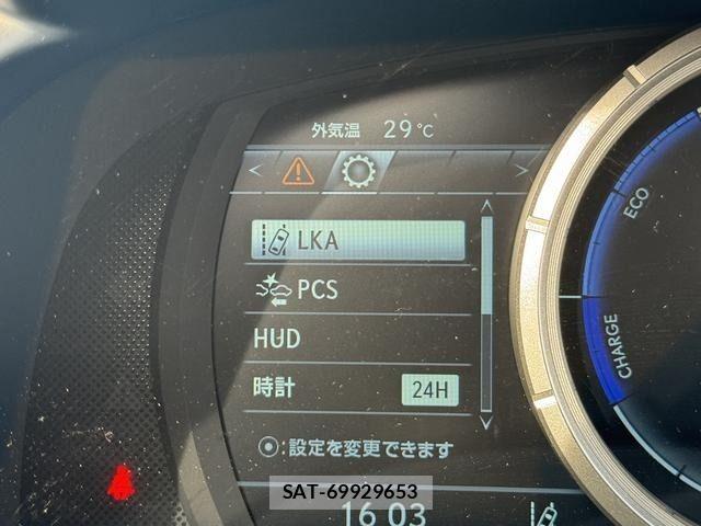 Lexus RX 2018-03 7251369-12