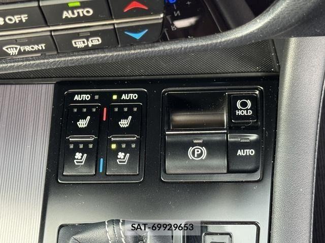 Lexus RX 2018-03 7251369-23