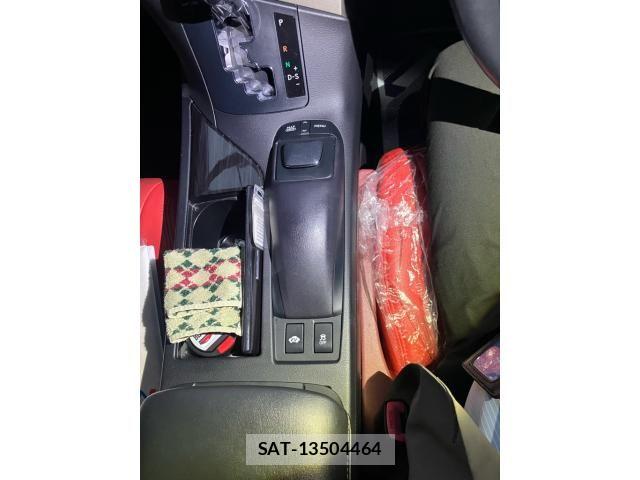 Lexus RX 2012-07 7251366-14