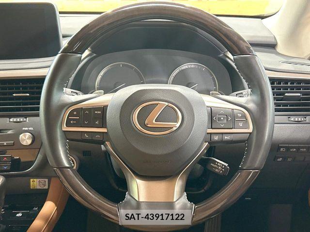 Lexus RX 2020-03 7251365-11