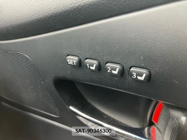 Lexus RX 2012-09 7272247-22