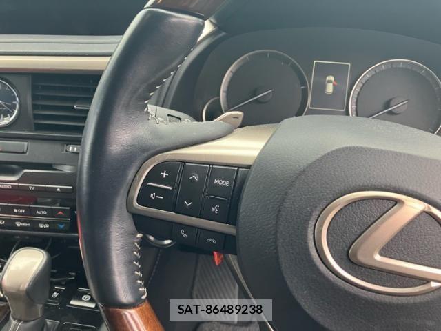 Lexus RX 2021-09 7358562-18