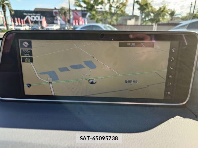 Lexus RX 2019-04 7358559-14