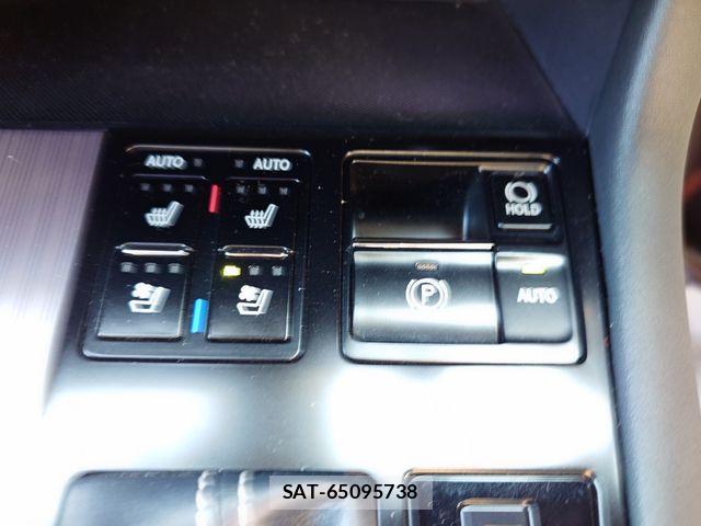 Lexus RX 2019-04 7358559-18