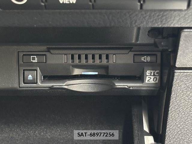 Lexus RX 2019-12 7358563-11