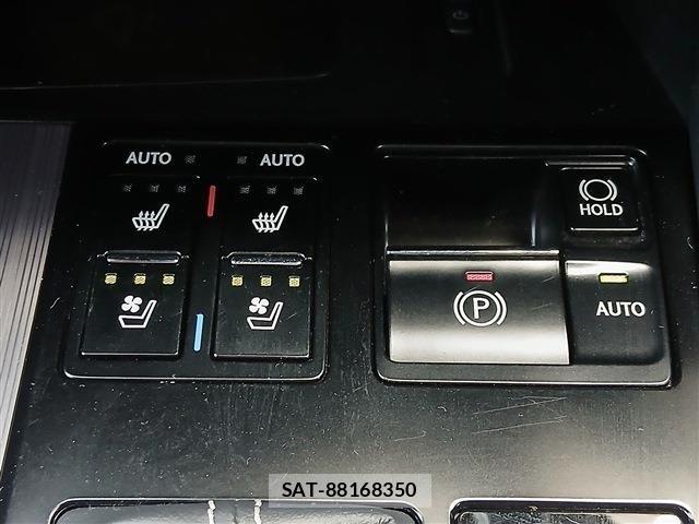 Lexus RX 2018-12 7509071-18