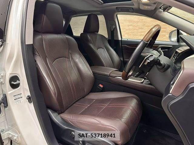 Lexus RX 2020-01 7501326-4