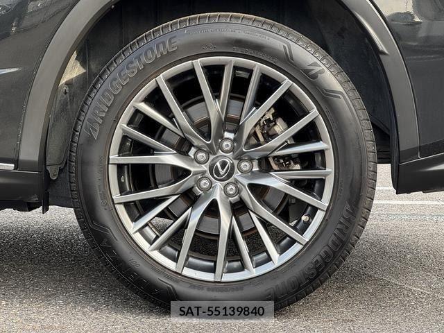 Lexus RX 2017-10 7509084-8