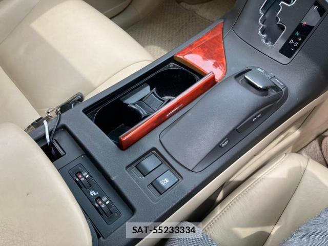 Lexus RX 2009-11 7617740-22
