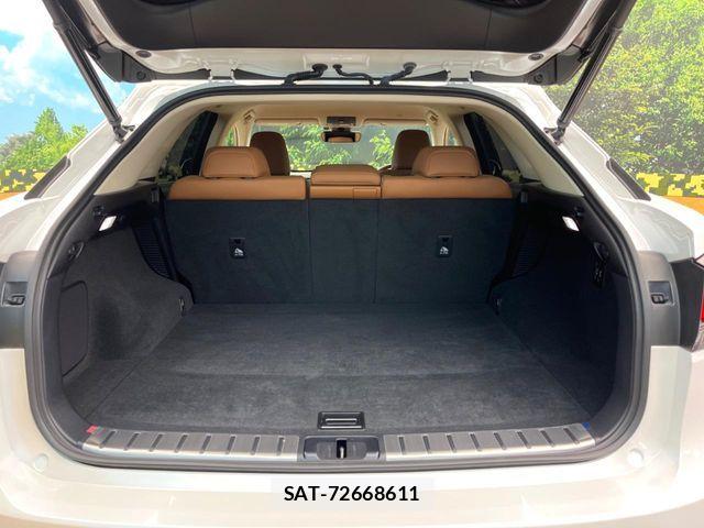 Lexus RX 2020-02 7617738-9