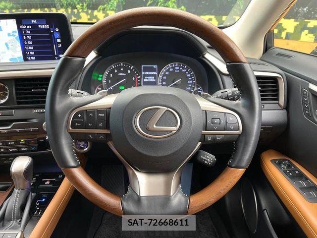 Lexus RX 2020-02 7617738-10