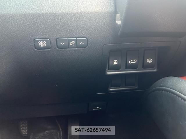 Lexus RX 2009-12 7617742-11