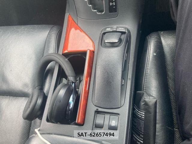 Lexus RX 2009-12 7617742-16
