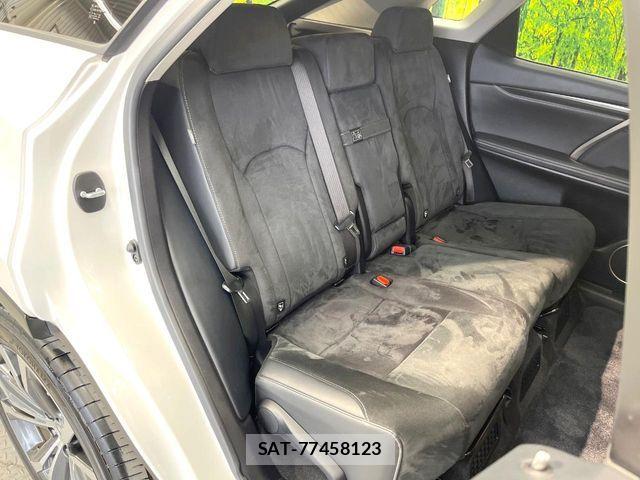 Lexus RX 2017-12 7617739-8