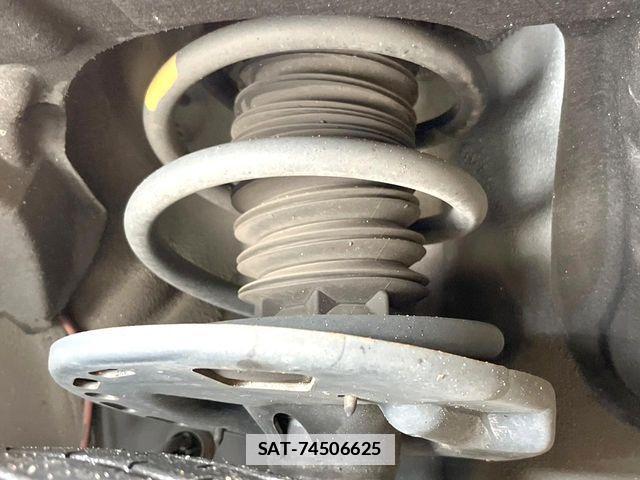 Lexus RX 2019-10 7725203-17