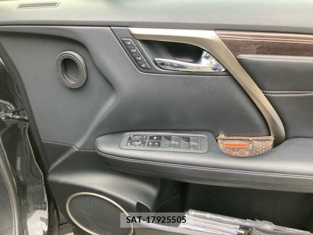 Lexus RX 2021-07 7725205-11