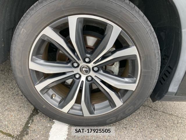 Lexus RX 2021-07 7725205-2