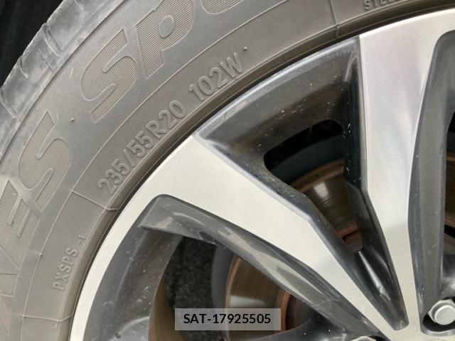 Lexus RX 2021-07 7725205-3
