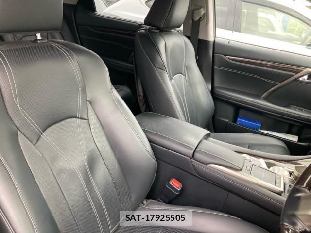 Lexus RX 2021-07 7725205-7