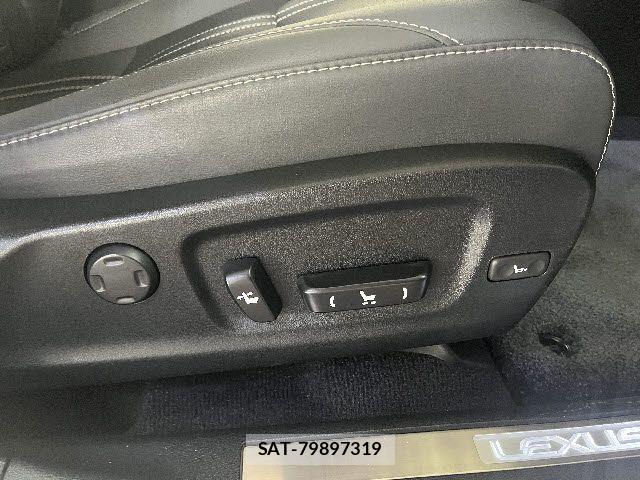 Lexus RX 2021-04 7877459-23