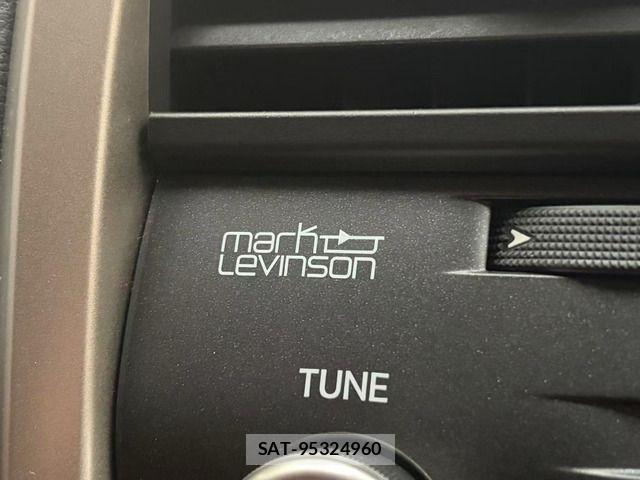 Lexus RX 2021-06 7962462-3