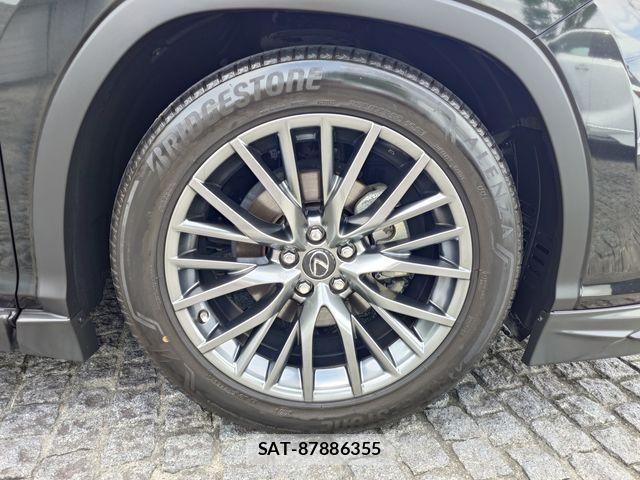Lexus RX 2017-01 7962463-7