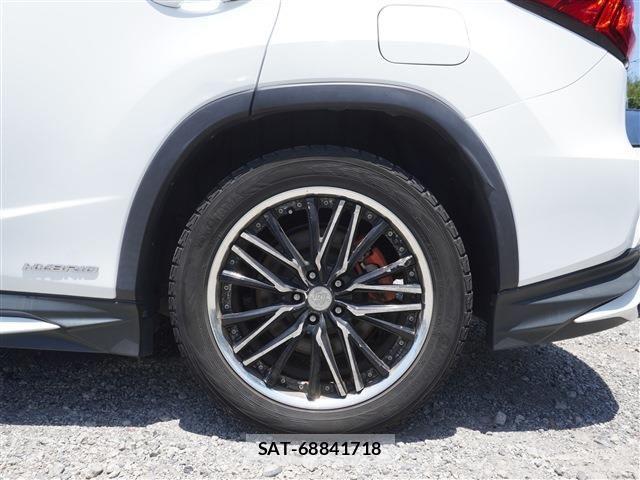 Lexus RX 2018-12 7979802-16