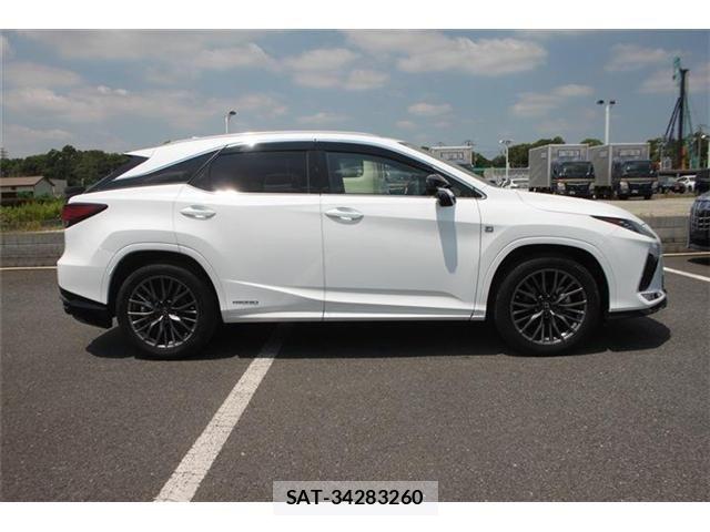 Lexus RX 2019-11 7979801-16