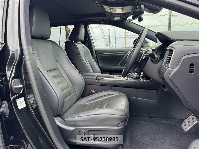 Lexus RX 2021-10 8036486-15