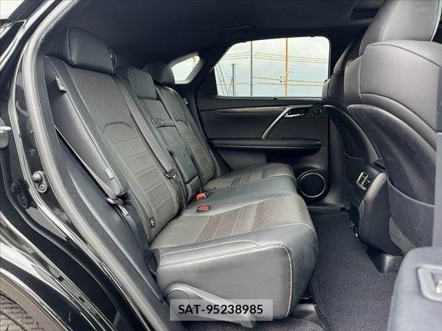 Lexus RX 2021-10 8036486-19