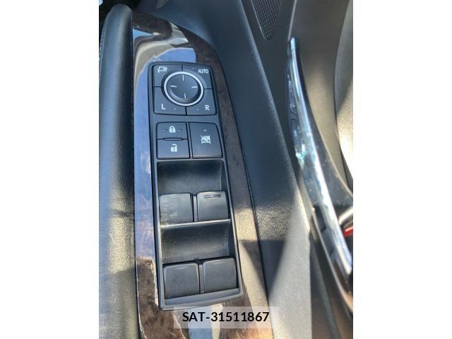 Lexus RX 2012-10 8036489-12