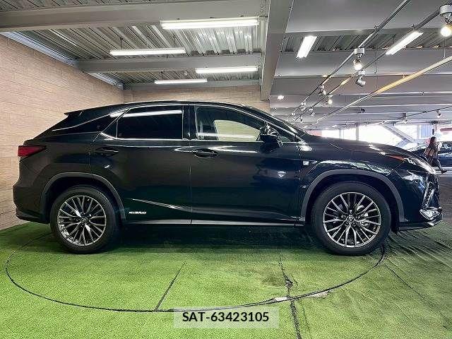 Lexus RX 2020-04 8146089-14
