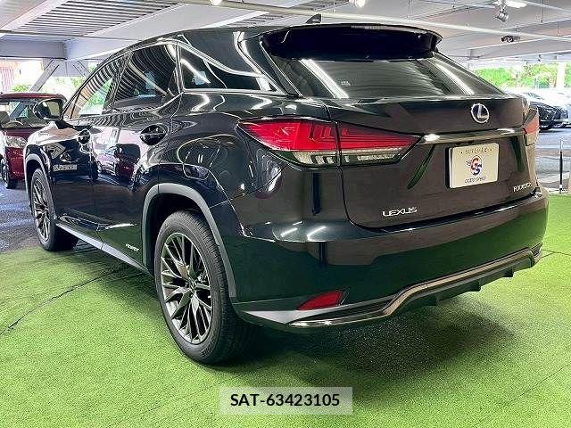 Lexus RX 2020-04 8146089-16