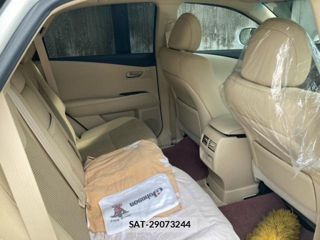 Lexus RX 2013-12 8208459-26