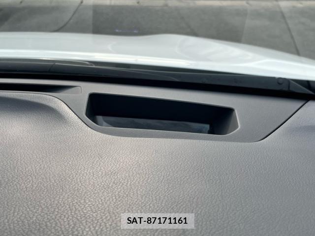 Lexus RX 2015-09 8208460-19