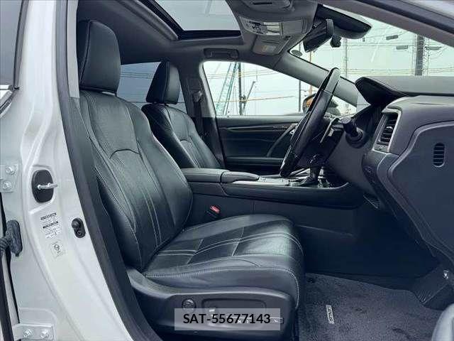 Lexus RX 2021-12 8315228-15