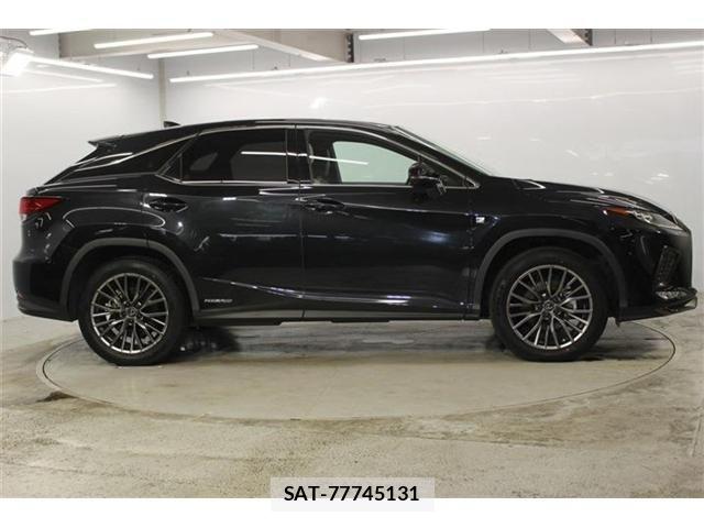 Lexus RX 2021-04 8315229-4