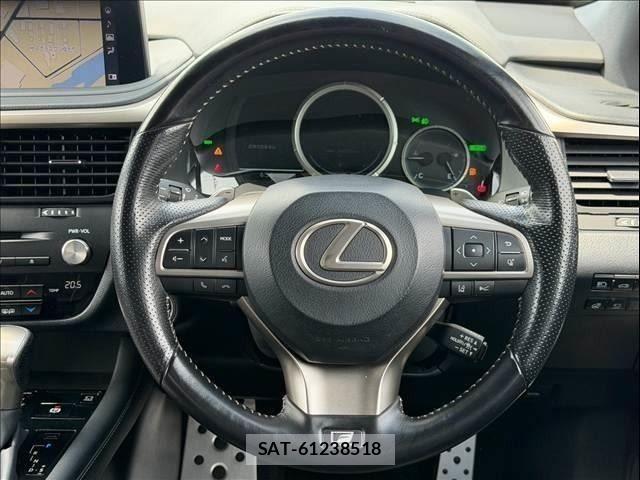 Lexus RX 2019-11 8334949-9